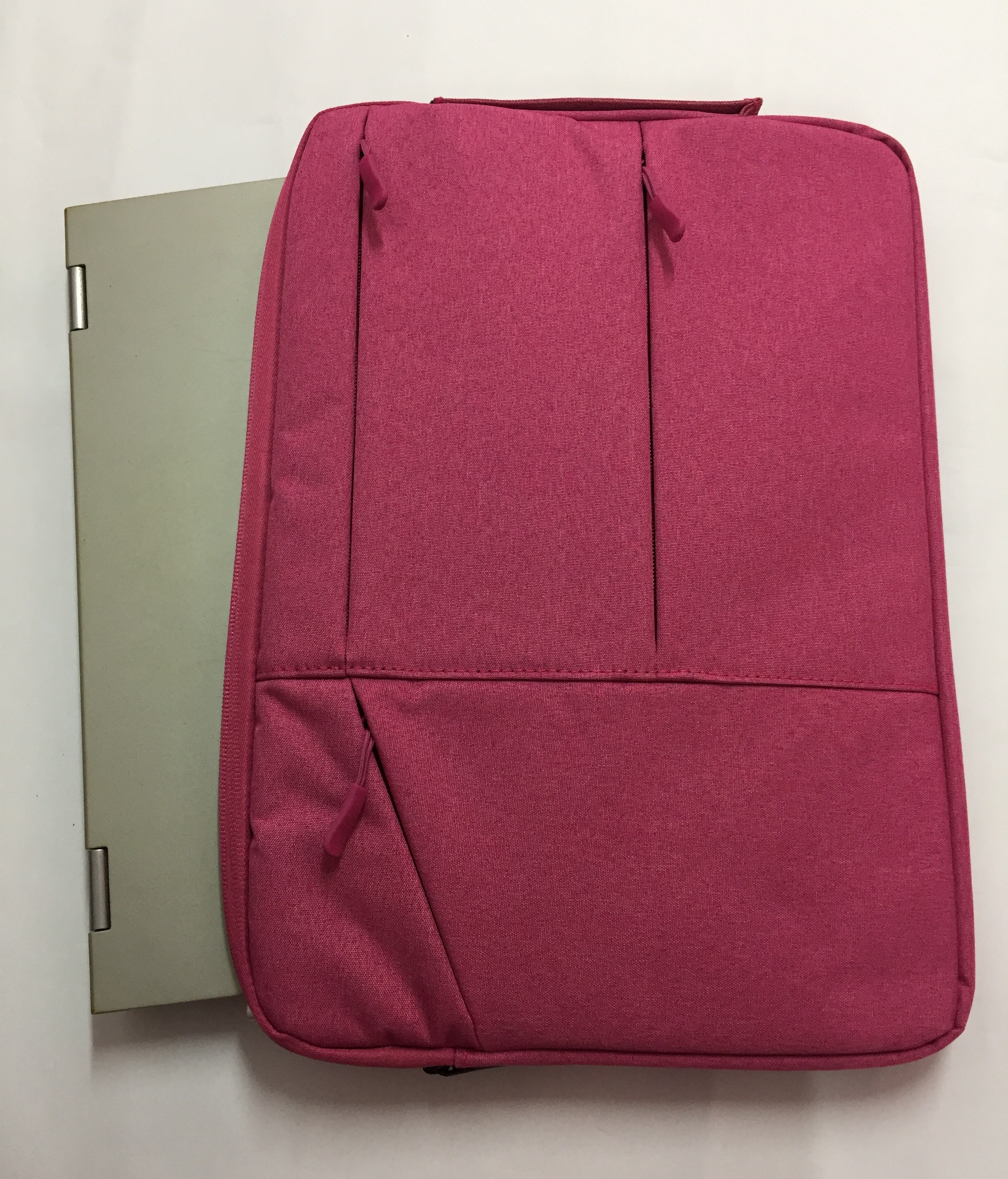 12" 13.3" to 14.1" Slim Design Sleeves with handle for Macbook and Laptop