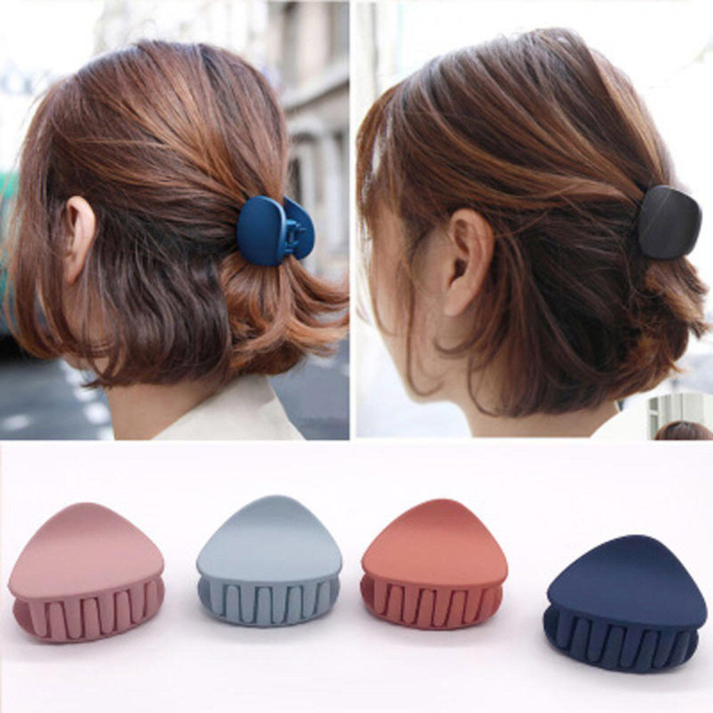 1PC 2020 Korean Fashion Design Women Hair Claw Solid Color Hair Crab Hair Clips Small Size
