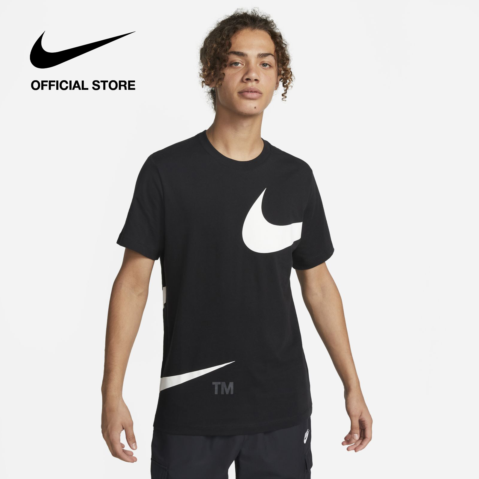 Nike Men's Sportswear T-Shirt - Black